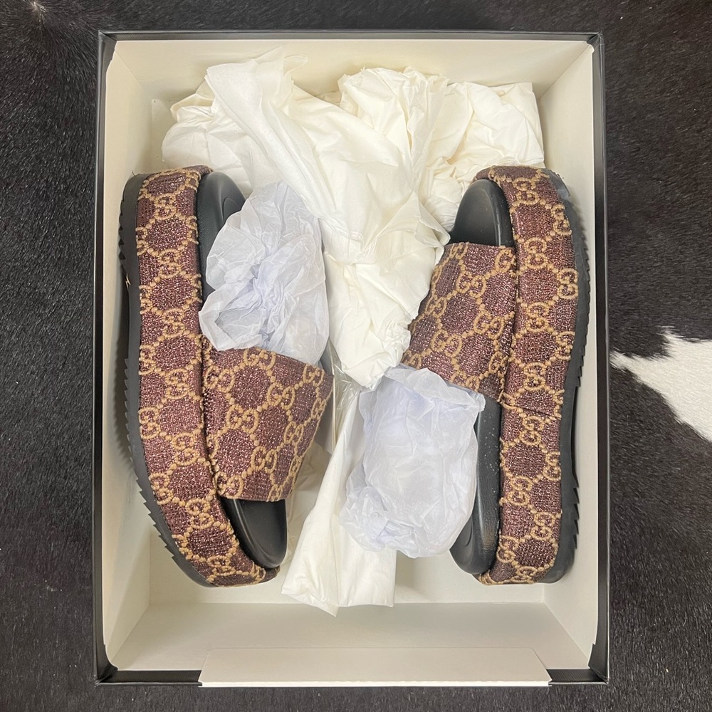 GUCCI platform slide sandal
